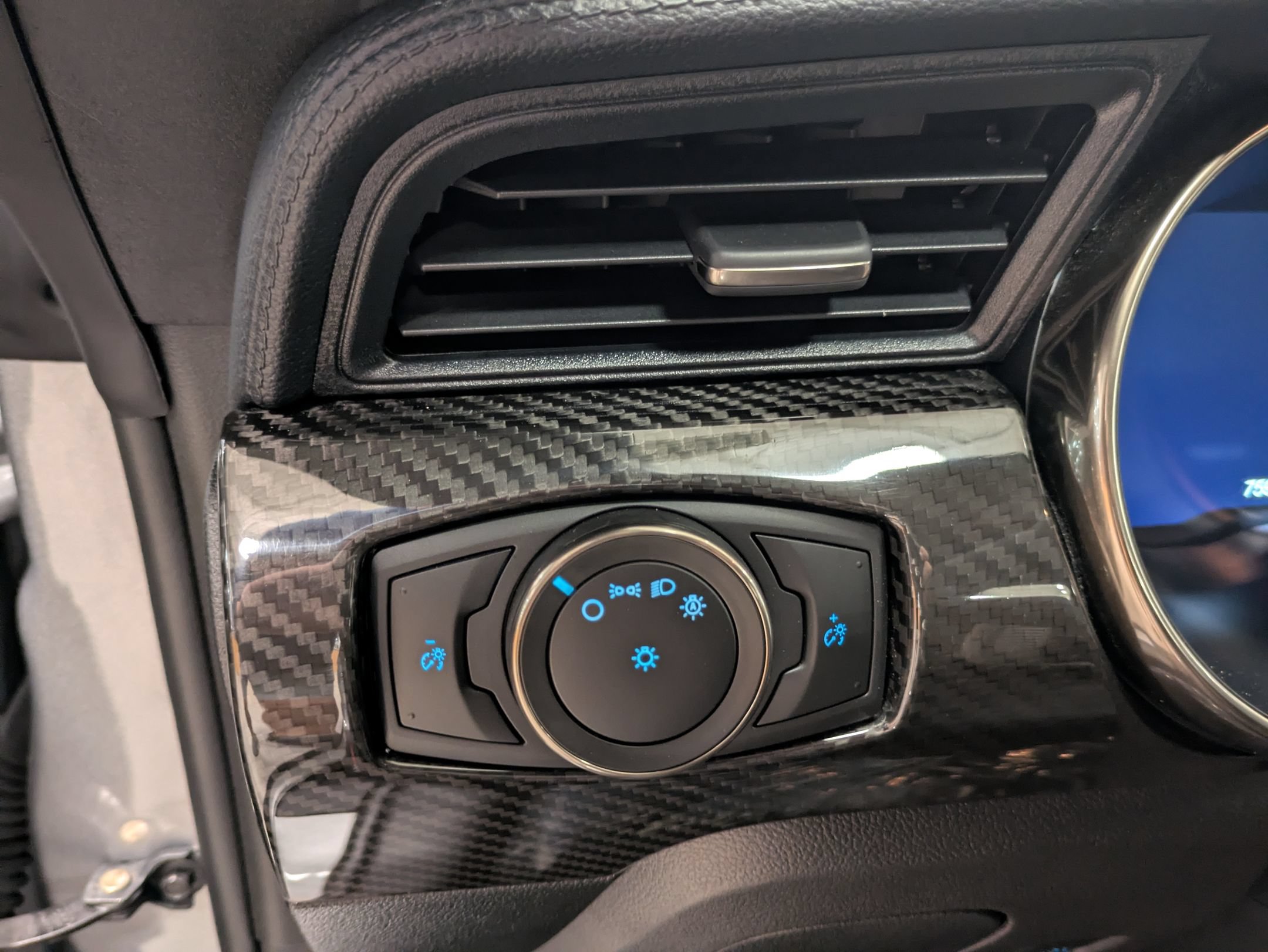 Certified 2021 Ford Mustang Shelby GT500 w/ Technology Package RWD image 15