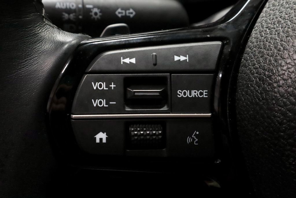 Used 2025 Honda Civic Sport image 26