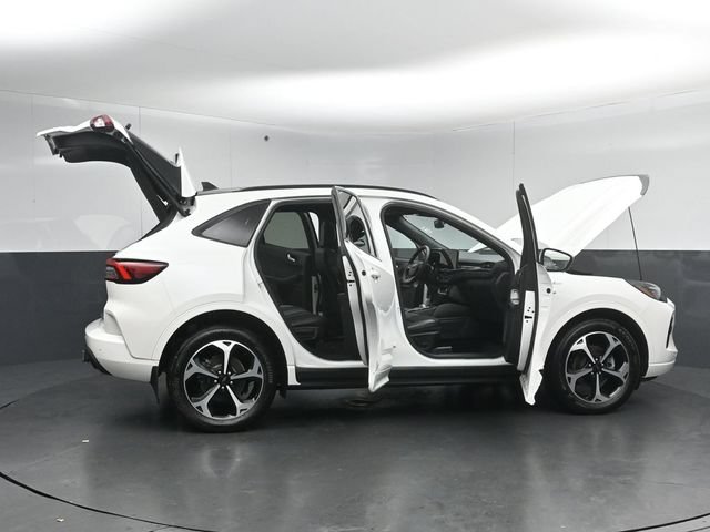 Certified 2023 Ford Escape ST-Line Elite w/ Class II Trailer Tow Package AWD/4WD image 61
