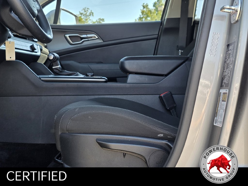 Used 2024 Kia Sportage LX FWD image 23