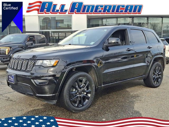 Used 2021 Jeep Grand Cherokee Laredo X image 1