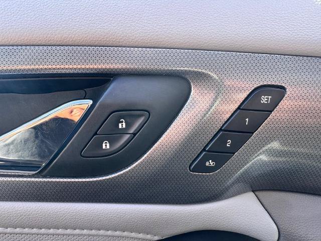 Used 2020 Chevrolet Traverse Premier FWD image 23