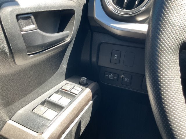 Used 2022 Toyota Tacoma SR5 AWD/4WD image 20