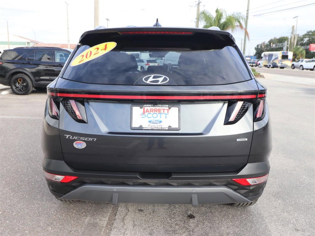 Used 2024 Hyundai Tucson Limited image 4