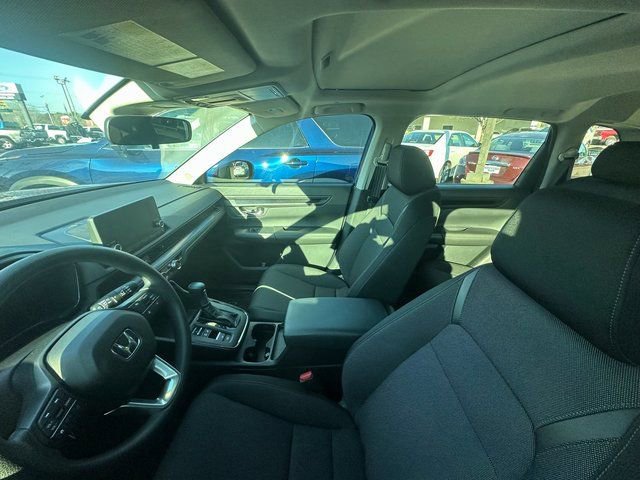 Used 2025 Honda CR-V EX image 3