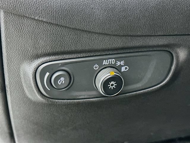 Used 2024 Chevrolet Equinox LT w/ LPO, Floor Liner Package FWD image 16