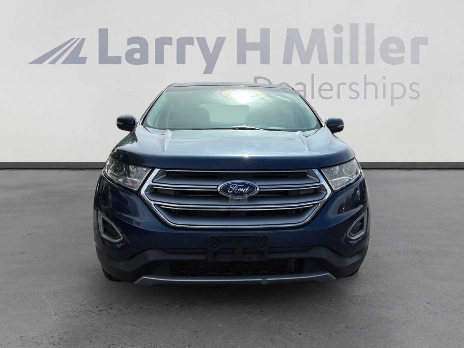 Certified 2017 Ford Edge Titanium w/ Equipment Group 302A AWD/4WD image 8