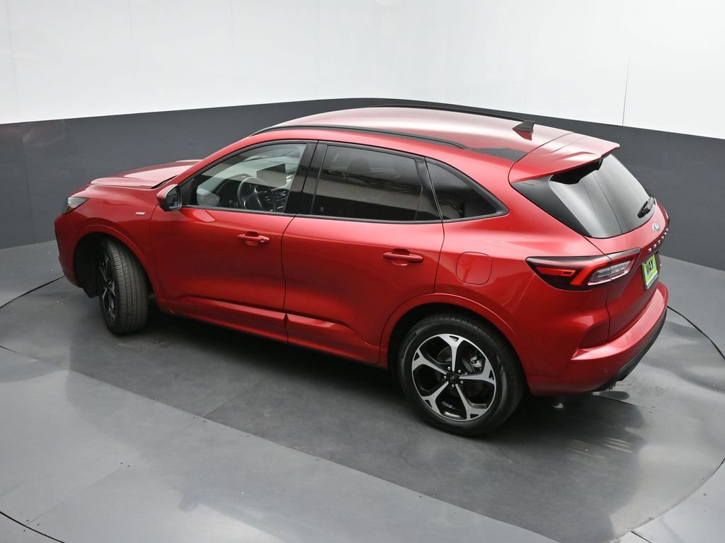 Certified 2023 Ford Escape ST-Line Elite AWD/4WD image 38