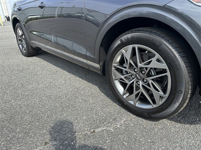 Used 2022 Genesis GV70 2.5T w/ Select Package image 12