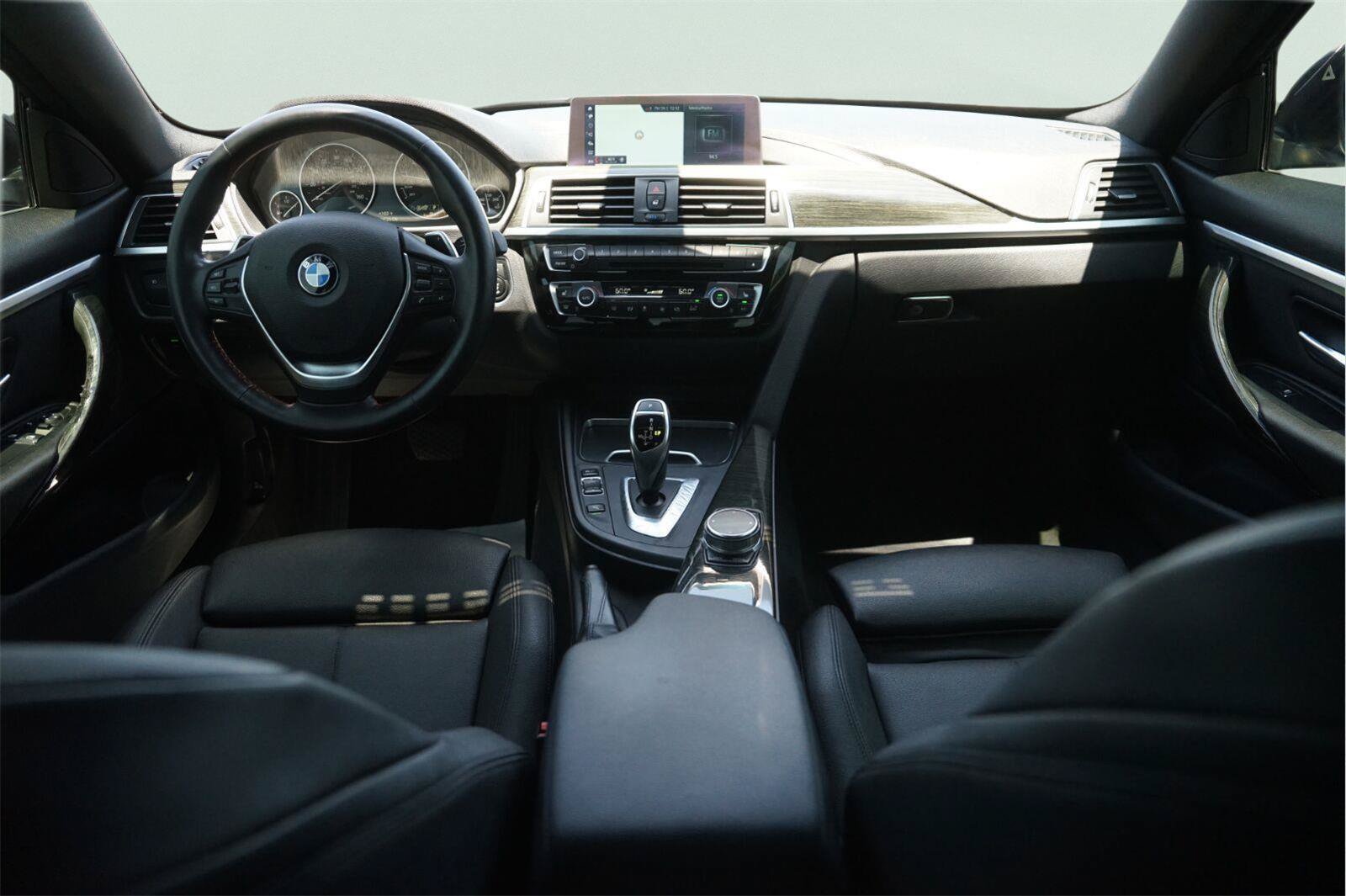 Used 2019 BMW 430i Coupe w/ Convenience Package RWD image 16