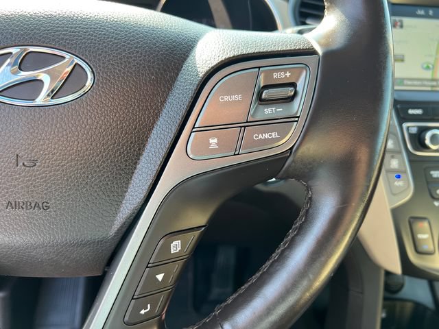 Used 2019 Hyundai Santa Fe XL FWD image 17