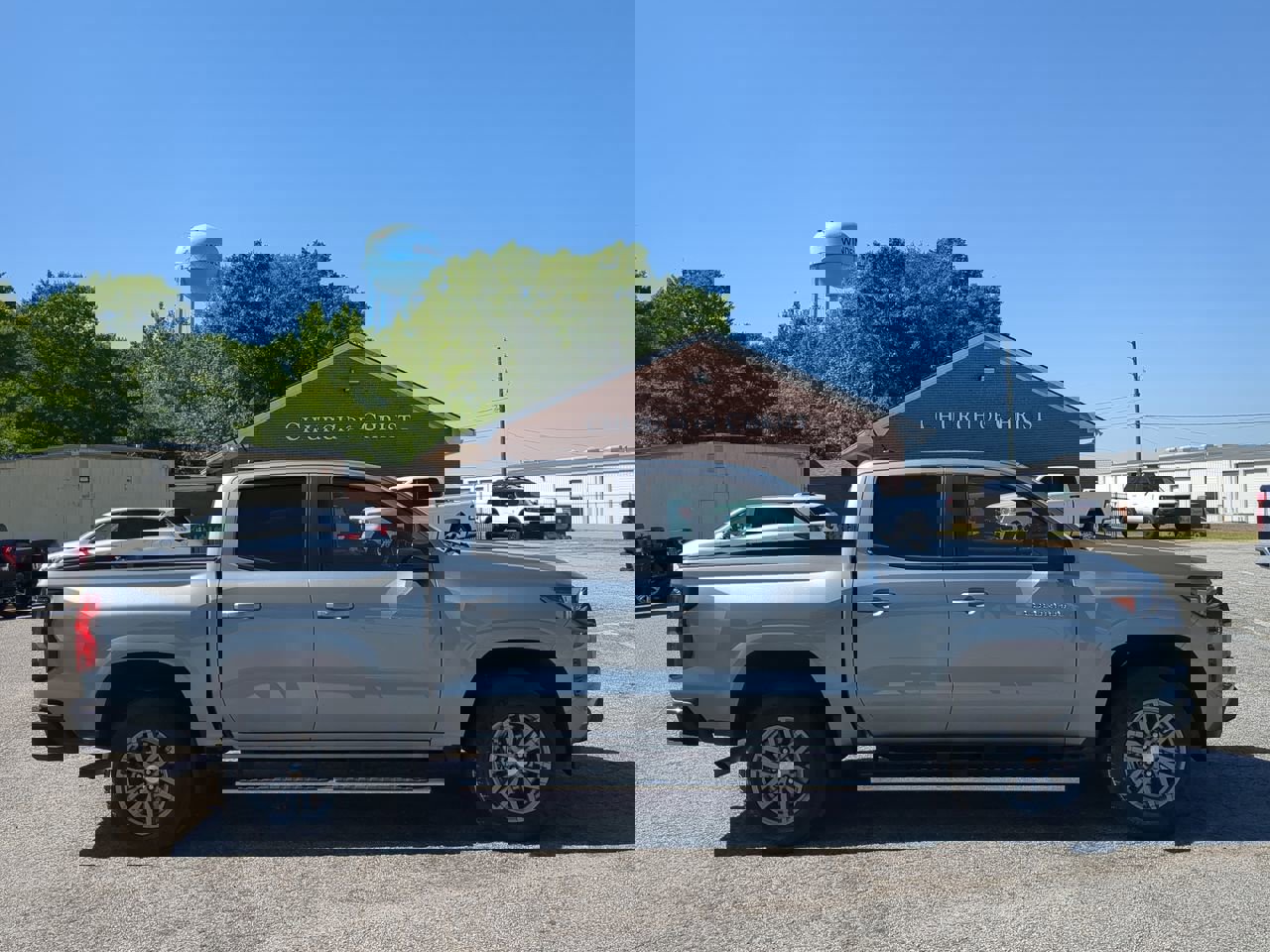 Used 2023 Chevrolet Colorado LT w/ LT Convenience Package II image 6