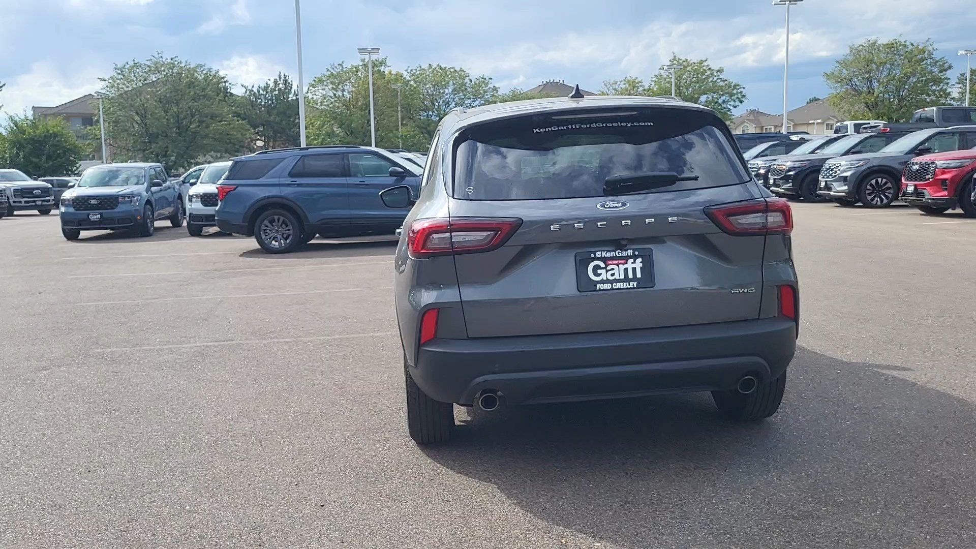 Certified 2025 Ford Escape ST-Line Select AWD/4WD image 4