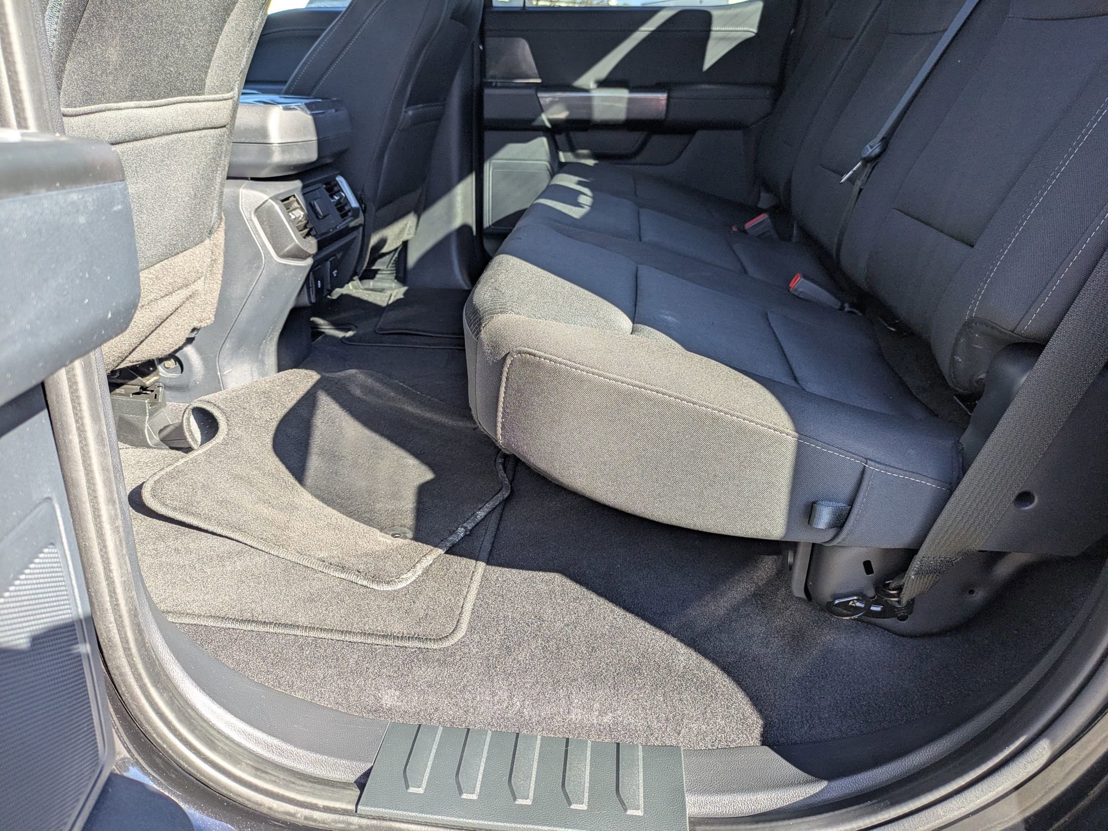 Certified 2023 Ford F150 XLT w/ Equipment Group 302A High image 27