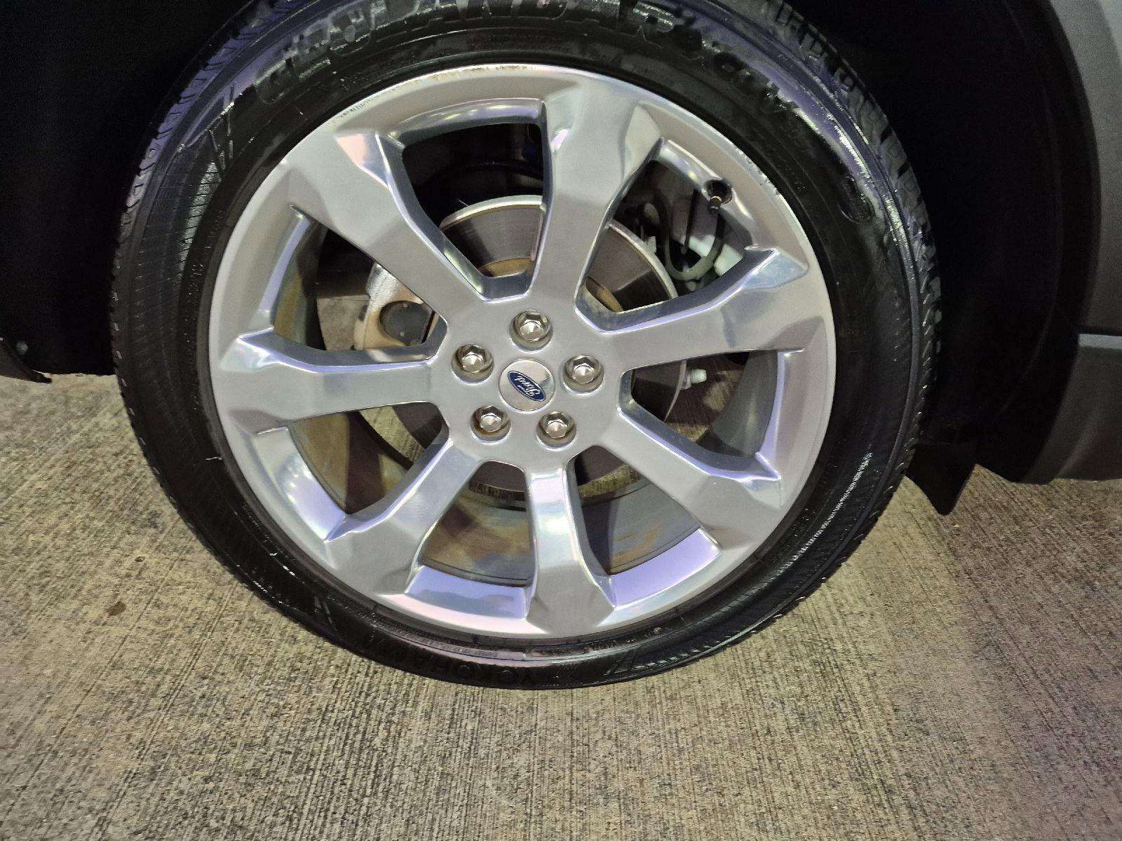 Certified 2020 Ford Explorer Platinum w/ Premium Technology Package image 10