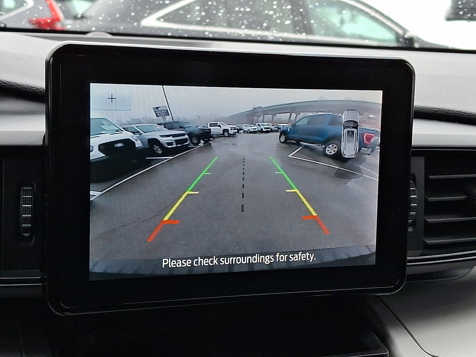 Certified 2022 Ford Explorer XLT w/ Class IV Trailer Tow Package image 24