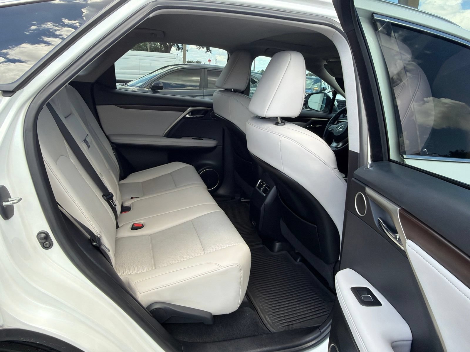 Used 2021 Lexus RX 350 FWD w/ Premium Package image 6