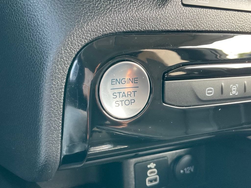 Certified 2024 Ford Escape SE FWD image 18