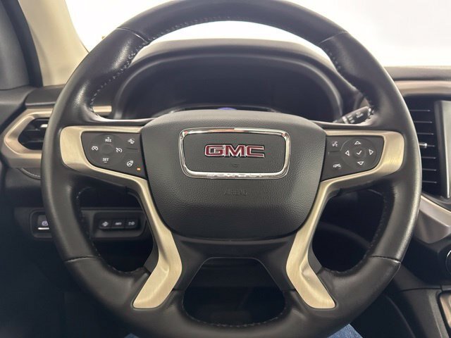 Used 2020 GMC Acadia Denali w/ Technology Package AWD/4WD image 19