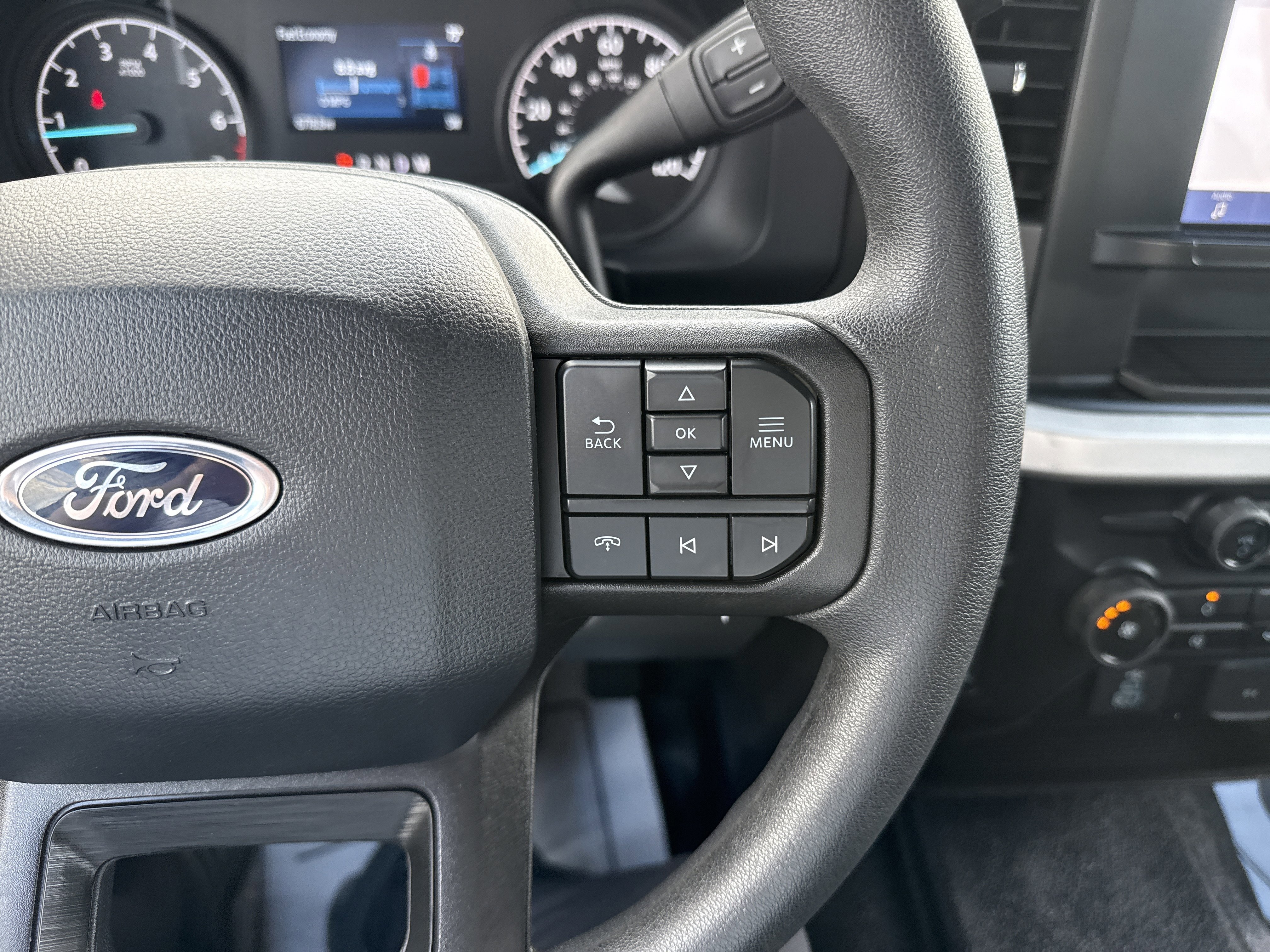 Certified 2024 Ford F250 XL w/ XL Chrome Package AWD/4WD image 21