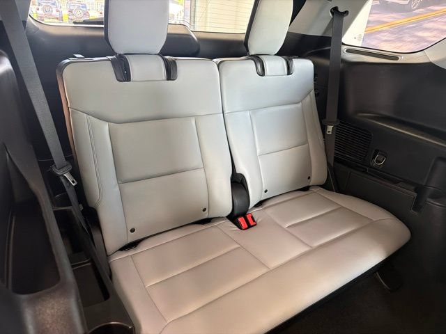 Certified 2021 Ford Explorer XLT w/ Equipment Group 202A AWD/4WD image 10