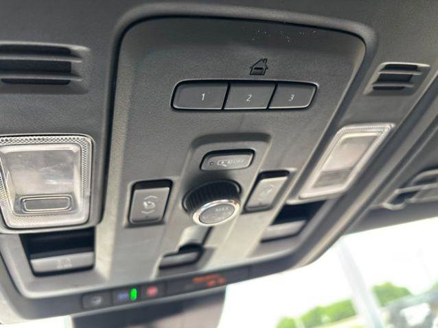 Used 2023 Chevrolet Tahoe High Country RWD image 18