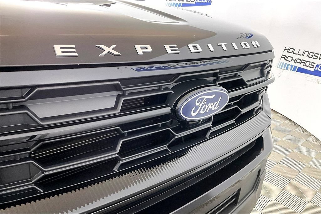 Certified 2025 Ford Expedition Max Active AWD/4WD image 24