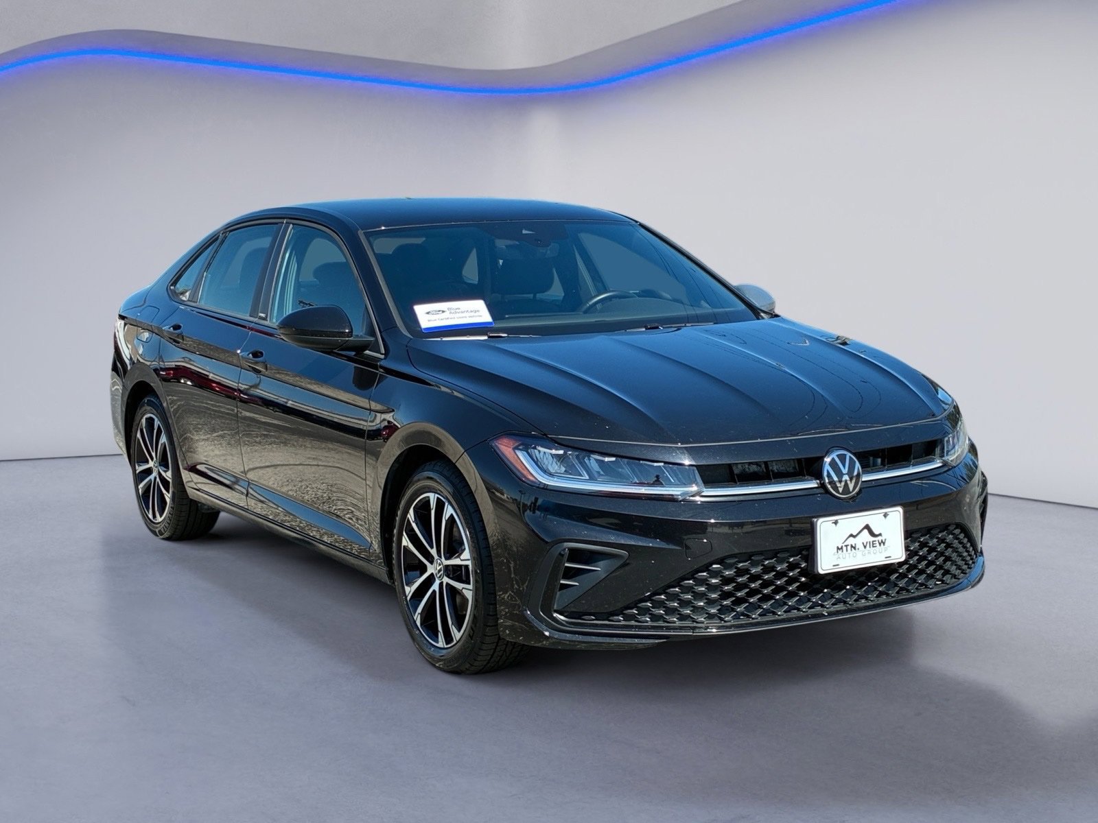 Used 2025 Volkswagen Jetta Sport FWD image 5