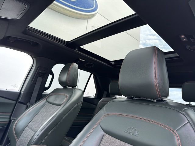 Certified 2022 Ford Explorer Timberline w/ Timberline Technology Package AWD/4WD image 14