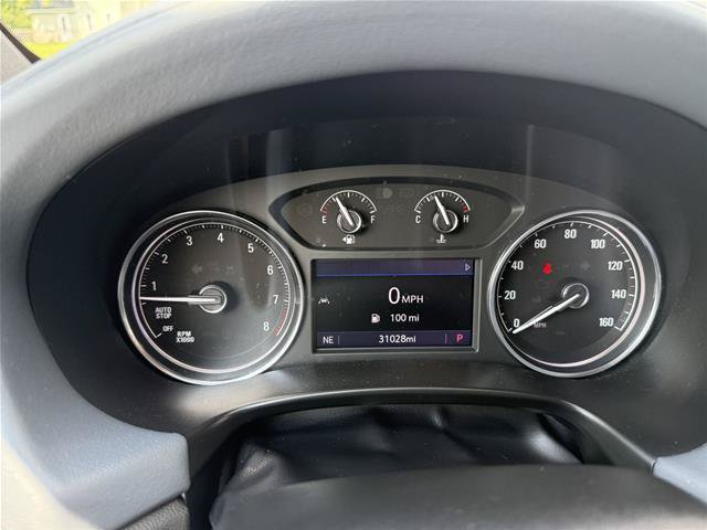 Used 2023 Buick Enclave Essence AWD/4WD image 3