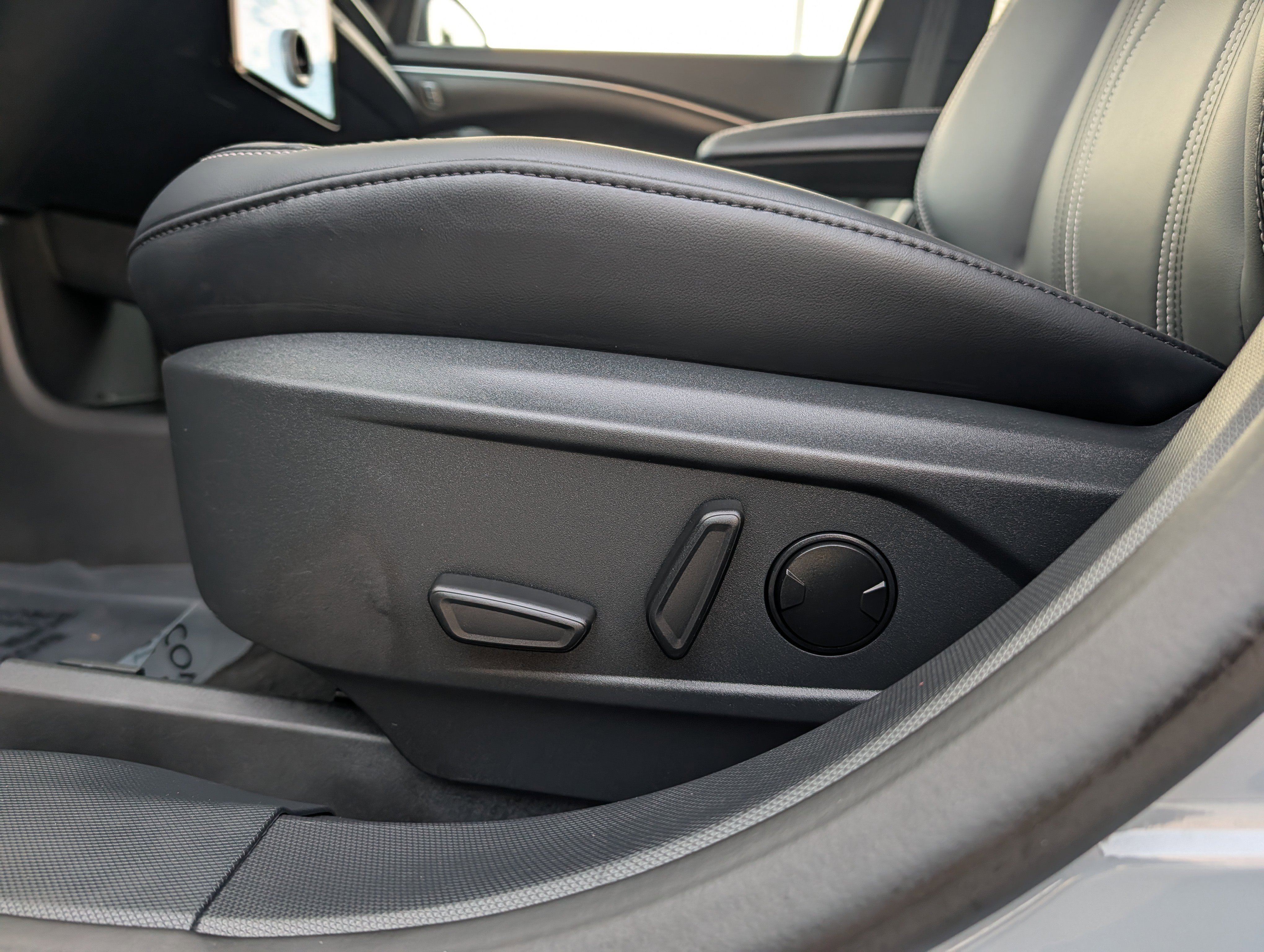 Certified 2025 Ford Mustang Mach-E Select RWD image 20