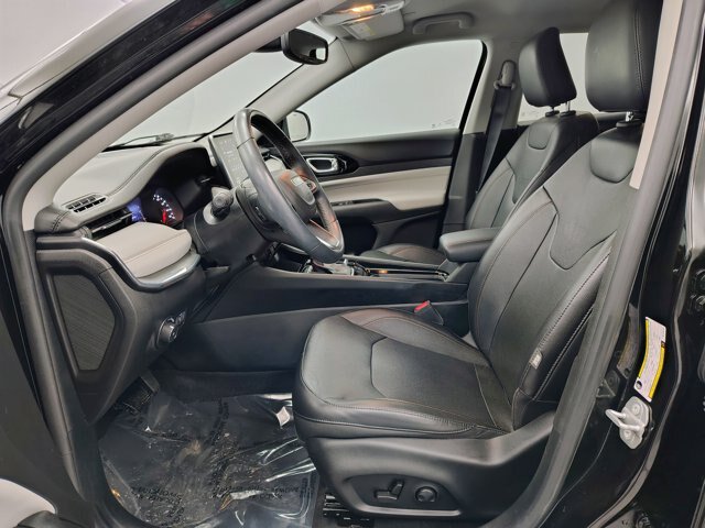 Used 2022 Jeep Compass Limited AWD/4WD image 19