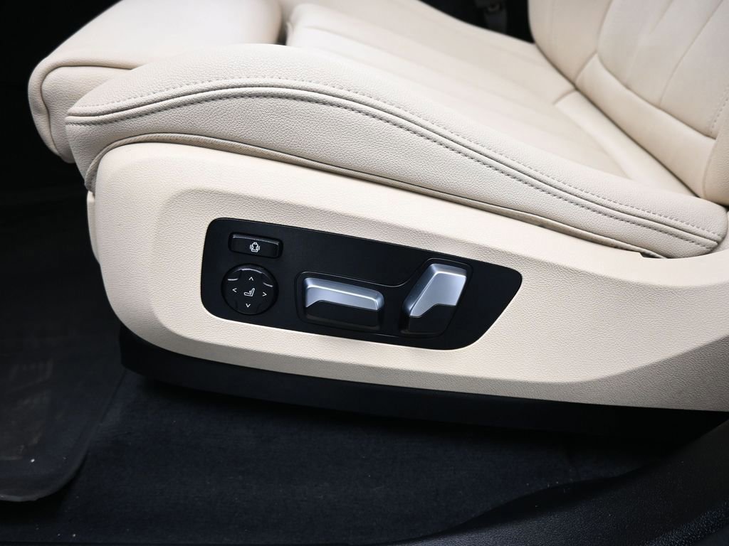 Used 2020 BMW X5 xDrive40i w/ Convenience Package image 38