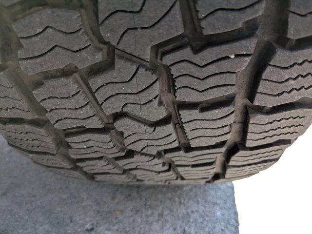 Used 2022 Jeep Grand Cherokee Overland AWD/4WD image 18