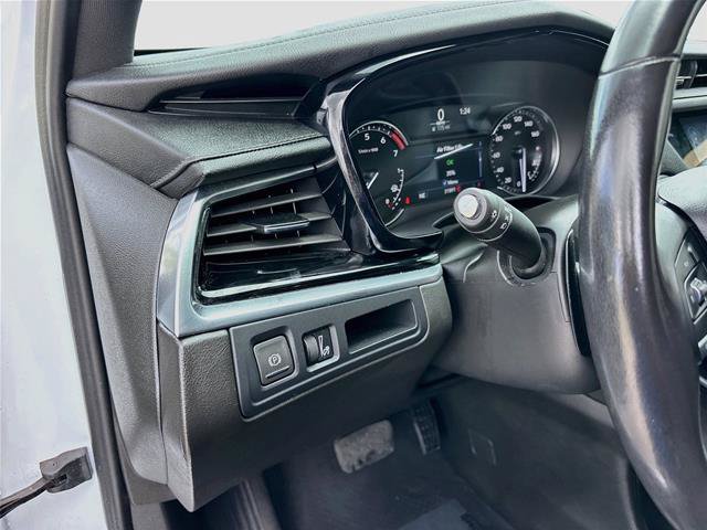 Used 2024 Cadillac XT6 Luxury FWD image 11