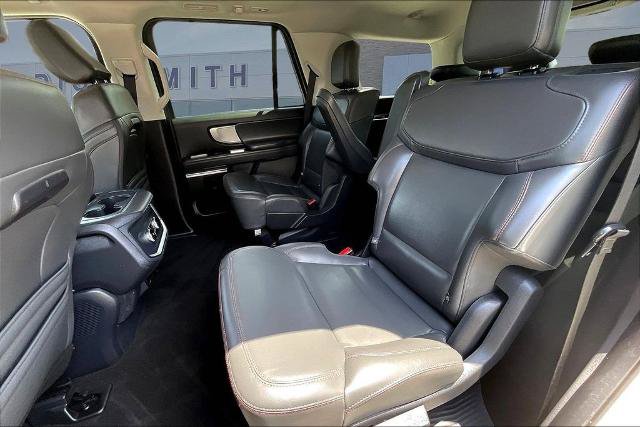 Certified 2025 Ford Expedition Active AWD/4WD image 22