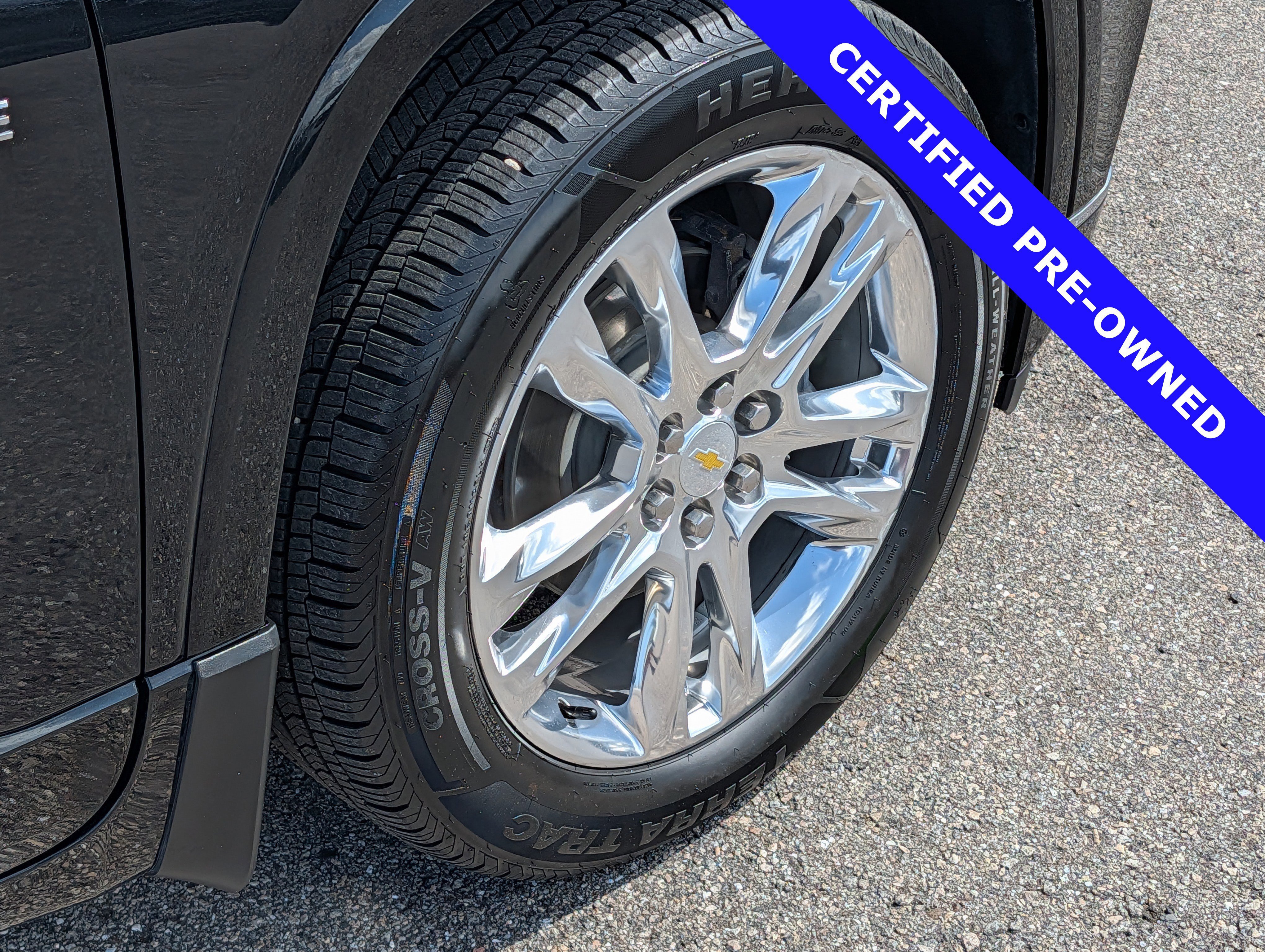 Used 2021 Chevrolet Traverse High Country image 13