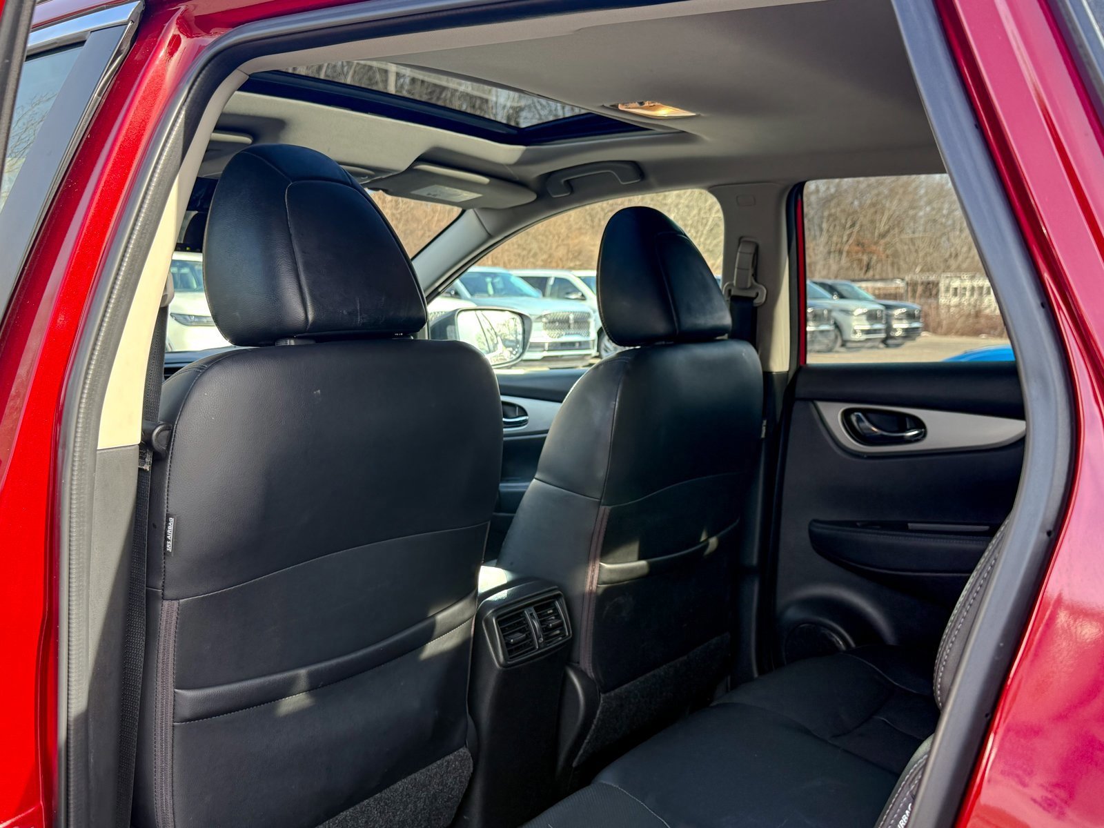 Used 2020 Nissan Rogue Sport SL w/ Premium Package image 18