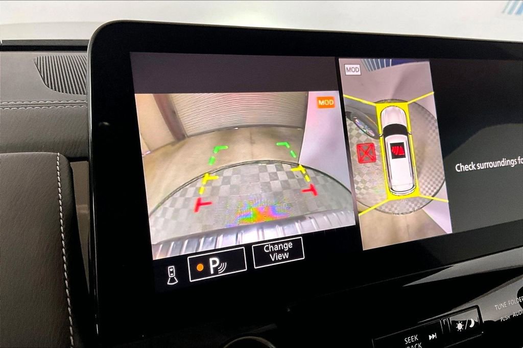 Used 2024 INFINITI QX80 Luxe image 17