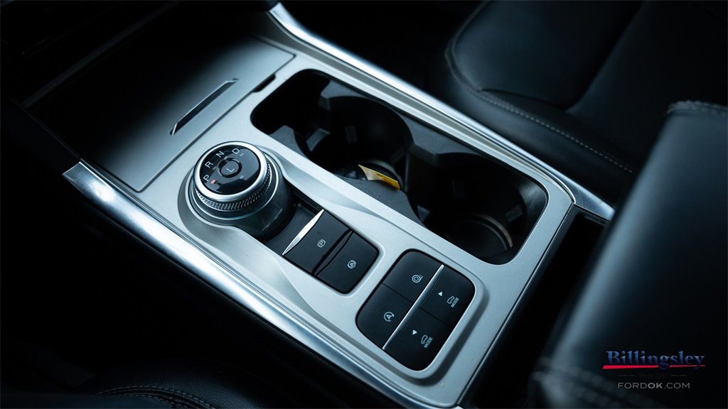 Certified 2021 Ford Explorer Limited w/ Equipment Group 301A image 19