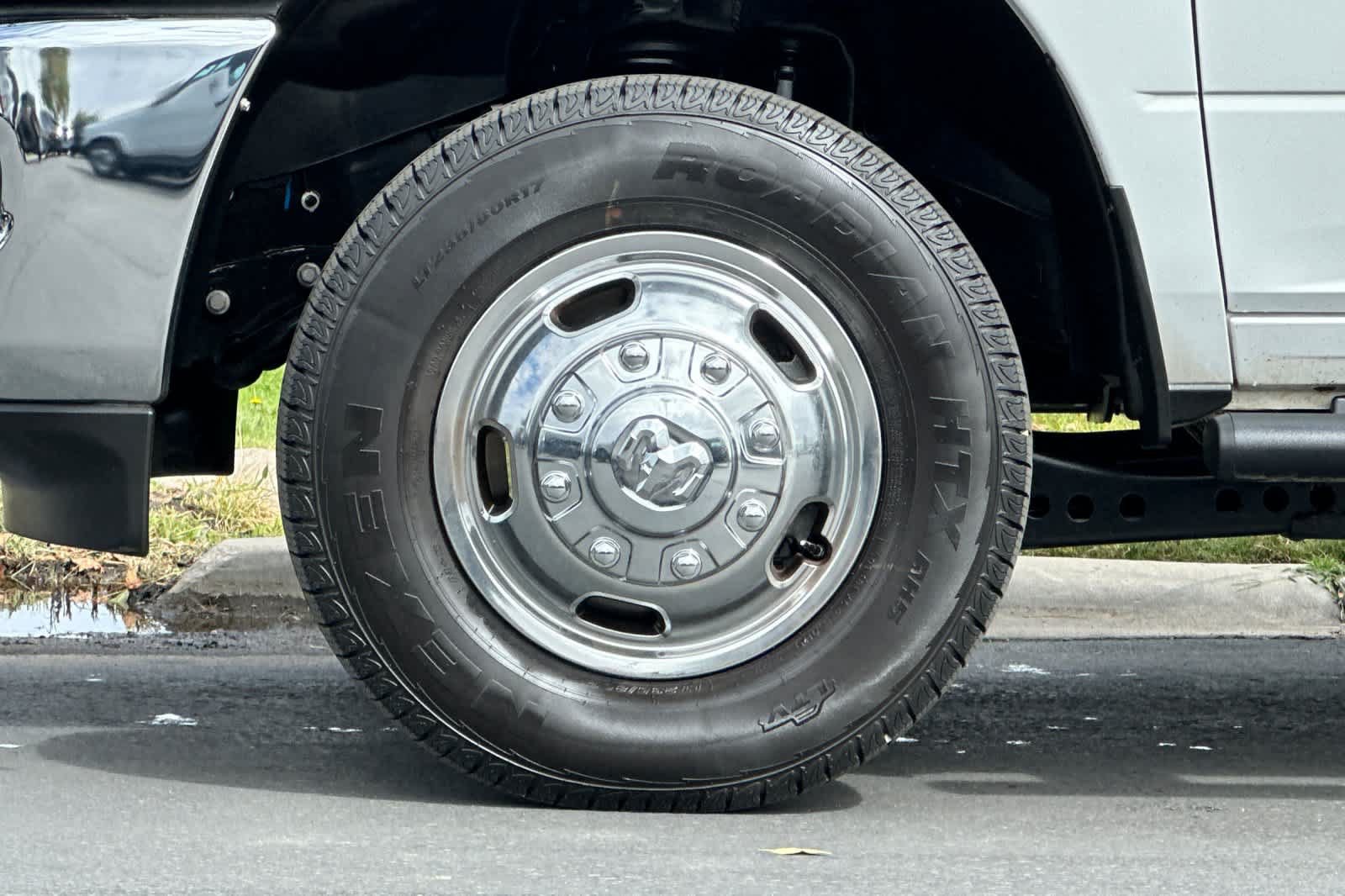 Used 2026 RAM 3500 Tradesman AWD/4WD image 24