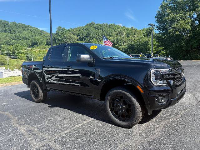 Certified 2025 Ford Ranger XLT w/ FX4 Off-Road Package AWD/4WD image 3