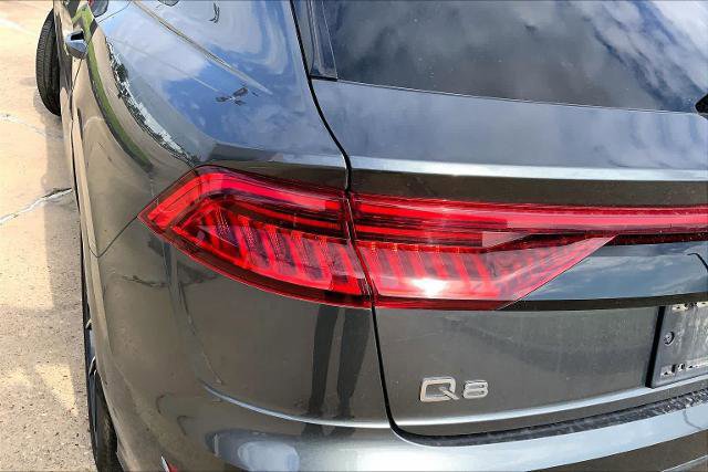 Used 2023 Audi Q8 Prestige AWD/4WD image 29