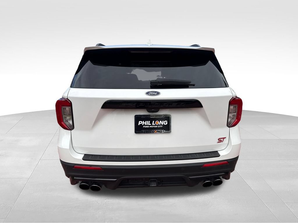 Certified 2022 Ford Explorer ST w/ Equipment Group 401A AWD/4WD image 8