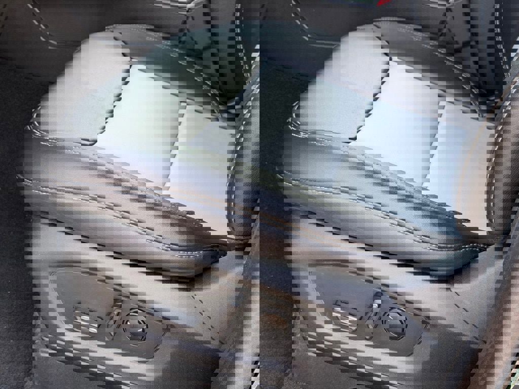 Certified 2023 Ford Explorer XLT w/ Equipment Group 202A image 19