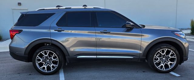 Certified 2025 Ford Explorer Platinum w/ Ultimate Package AWD/4WD image 6