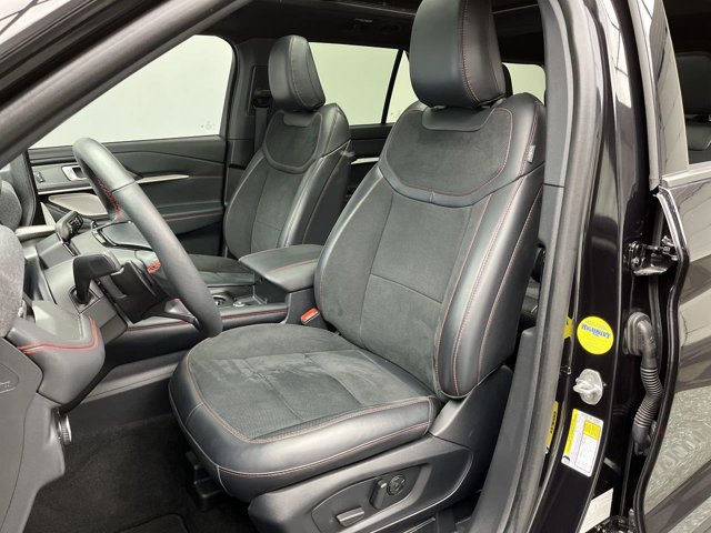 Certified 2025 Ford Explorer ST AWD/4WD image 12