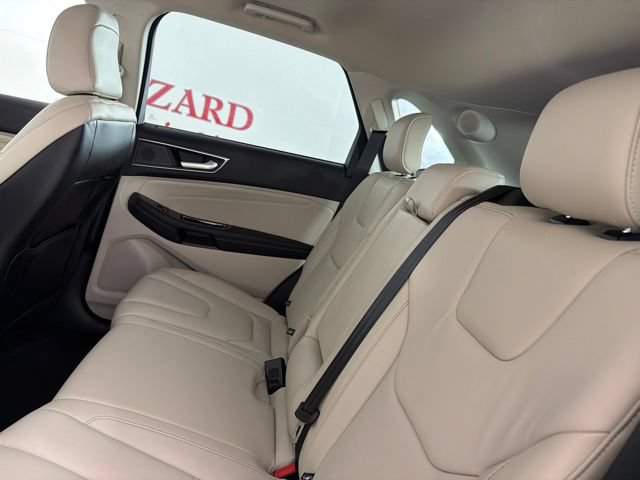 Certified 2020 Ford Edge Titanium FWD image 13