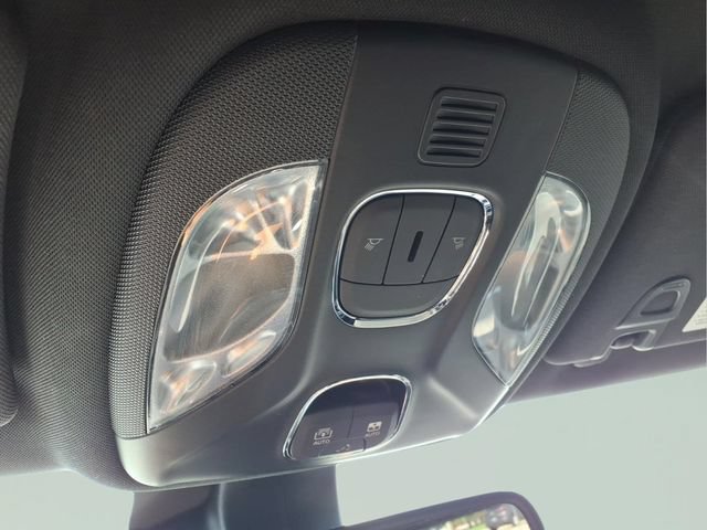 Used 2023 Jeep Compass Limited w/ Sun and Sound Group AWD/4WD image 24