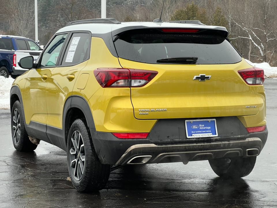 Used 2023 Chevrolet TrailBlazer ACTIV w/ Sun and Liftgate Package image 4